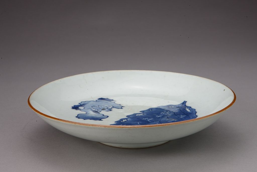 图片[1]-Blue and white Dongshi catalpa leaf poem plate-China Archive